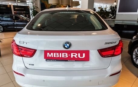 BMW 3 серия, 2018 год, 3 100 000 рублей, 4 фотография