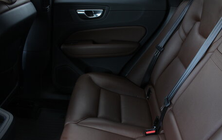 Volvo XC60 II, 2019 год, 3 800 000 рублей, 17 фотография
