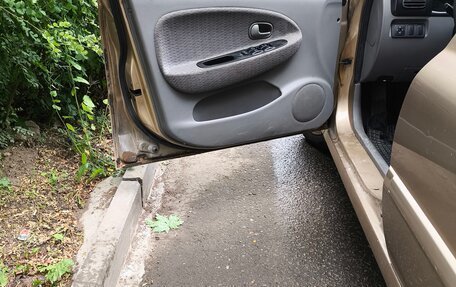 KIA Rio II, 2001 год, 280 000 рублей, 7 фотография