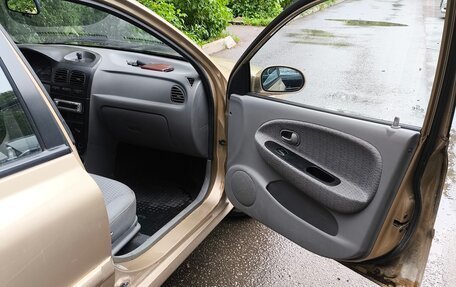 KIA Rio II, 2001 год, 280 000 рублей, 9 фотография