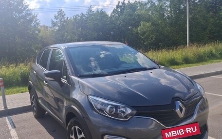 Renault Kaptur I рестайлинг, 2018 год, 1 900 000 рублей, 2 фотография