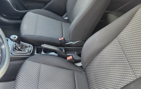 KIA Rio IV, 2018 год, 1 415 000 рублей, 3 фотография
