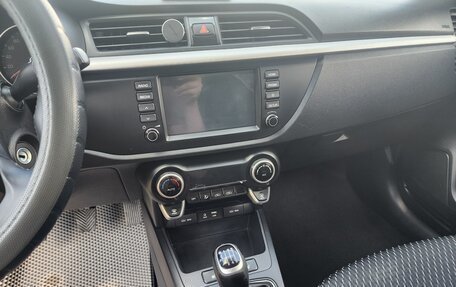 KIA Rio IV, 2018 год, 1 415 000 рублей, 11 фотография