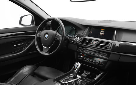BMW 5 серия, 2015 год, 2 220 000 рублей, 15 фотография