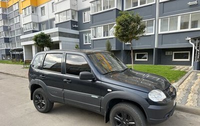Chevrolet Niva I рестайлинг, 2015 год, 790 000 рублей, 1 фотография