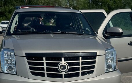 Cadillac Escalade III, 2008 год, 2 650 000 рублей, 6 фотография
