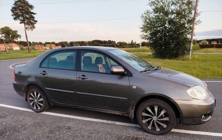 Toyota Corolla, 2005 год, 650 000 рублей, 2 фотография