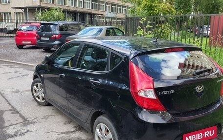 Hyundai Solaris II рестайлинг, 2014 год, 1 000 000 рублей, 2 фотография