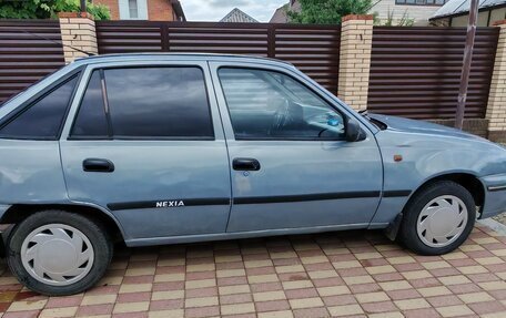 Daewoo Nexia I рестайлинг, 2006 год, 200 000 рублей, 3 фотография