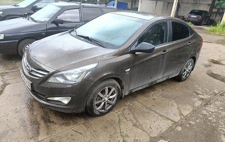 Hyundai Solaris II рестайлинг, 2015 год, 1 050 000 рублей, 10 фотография
