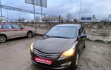 Hyundai Solaris II рестайлинг, 2015 год, 1 050 000 рублей, 8 фотография