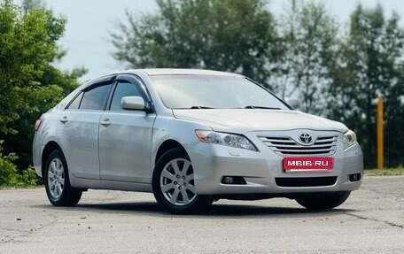 Toyota Camry, 2008 год, 655 000 рублей, 2 фотография