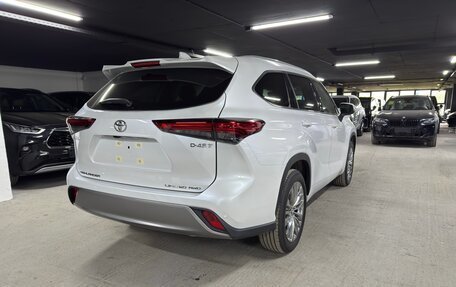 Toyota Highlander, 2025 год, 5 250 000 рублей, 3 фотография