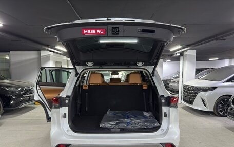 Toyota Highlander, 2025 год, 5 250 000 рублей, 9 фотография