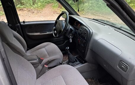 KIA Sportage IV рестайлинг, 2006 год, 510 000 рублей, 3 фотография