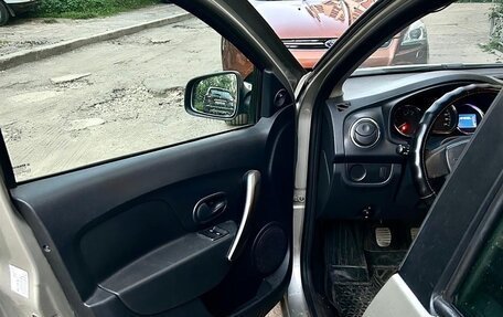 Renault Logan II, 2016 год, 570 000 рублей, 8 фотография