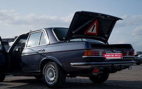 Mercedes-Benz W123, 1980 год, 3 250 000 рублей, 14 фотография