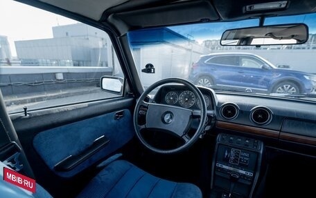 Mercedes-Benz W123, 1980 год, 3 250 000 рублей, 11 фотография