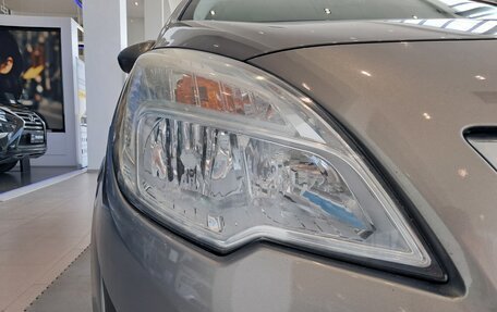 Opel Meriva, 2011 год, 656 000 рублей, 21 фотография