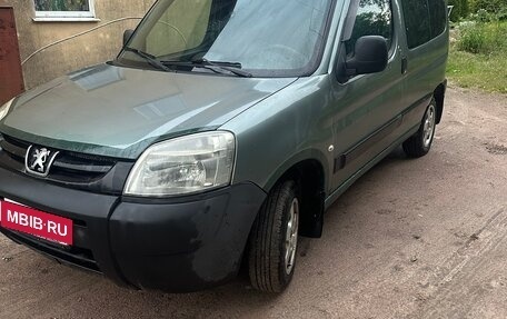 Peugeot Partner II рестайлинг 2, 2007 год, 470 000 рублей, 1 фотография