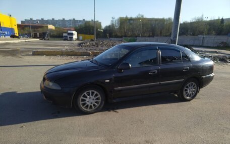 Mitsubishi Carisma I, 2002 год, 130 000 рублей, 1 фотография