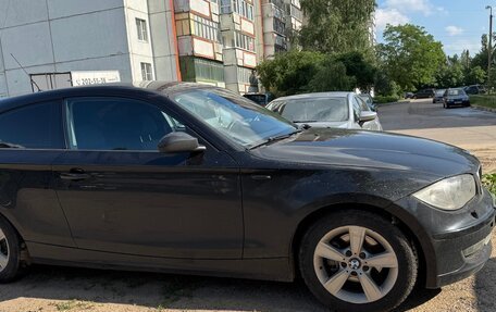 BMW 1 серия, 2008 год, 1 100 000 рублей, 3 фотография