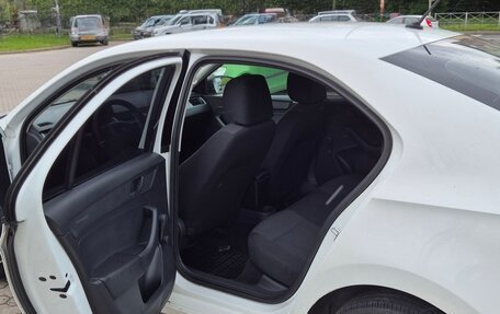 Skoda Rapid I, 2015 год, 900 000 рублей, 12 фотография