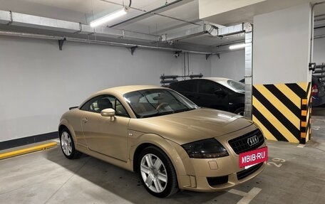 Audi TT, 2004 год, 1 050 000 рублей, 2 фотография