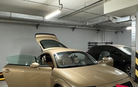Audi TT, 2004 год, 1 050 000 рублей, 12 фотография