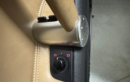 Audi TT, 2004 год, 1 050 000 рублей, 27 фотография