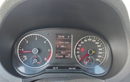 Volkswagen Amarok I рестайлинг, 2013 год, 1 750 000 рублей, 18 фотография