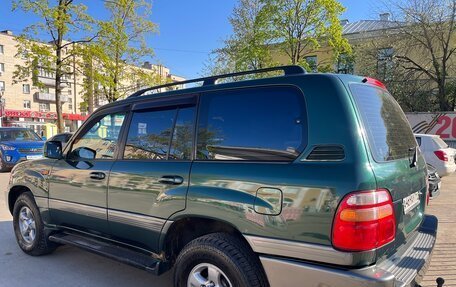 Toyota Land Cruiser 100 рестайлинг 2, 2000 год, 2 500 000 рублей, 2 фотография