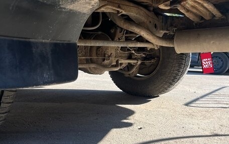 Toyota Land Cruiser 100 рестайлинг 2, 2000 год, 2 500 000 рублей, 10 фотография
