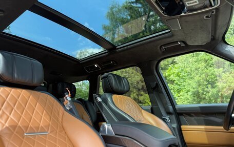 Land Rover Range Rover IV рестайлинг, 2019 год, 10 500 000 рублей, 9 фотография