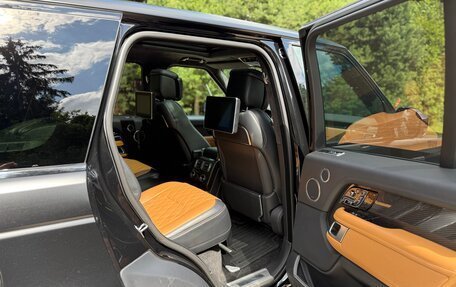 Land Rover Range Rover IV рестайлинг, 2019 год, 10 500 000 рублей, 18 фотография
