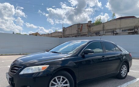Toyota Camry, 2011 год, 950 000 рублей, 3 фотография