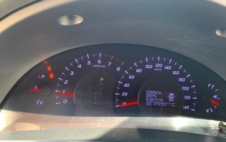 Toyota Camry, 2011 год, 950 000 рублей, 18 фотография