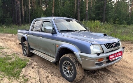 Mitsubishi L200 III рестайлинг, 2000 год, 450 000 рублей, 4 фотография