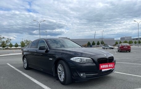 BMW 5 серия, 2010 год, 1 790 000 рублей, 2 фотография