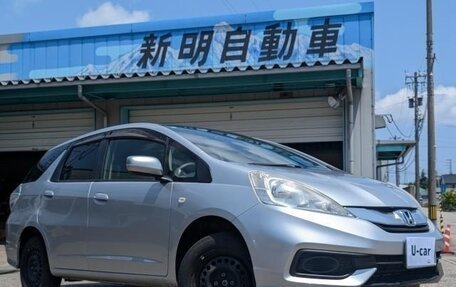 Honda Fit Shuttle I рестайлинг, 2015 год, 885 000 рублей, 2 фотография