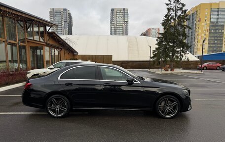 Mercedes-Benz E-Класс, 2019 год, 3 750 000 рублей, 9 фотография