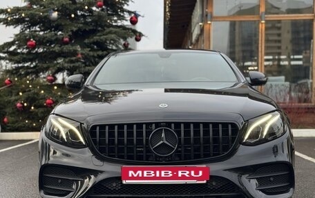 Mercedes-Benz E-Класс, 2019 год, 3 750 000 рублей, 8 фотография