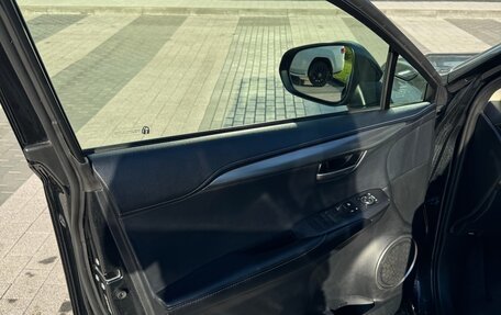 Lexus NX I, 2017 год, 1 990 000 рублей, 12 фотография