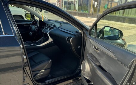 Lexus NX I, 2017 год, 1 990 000 рублей, 17 фотография