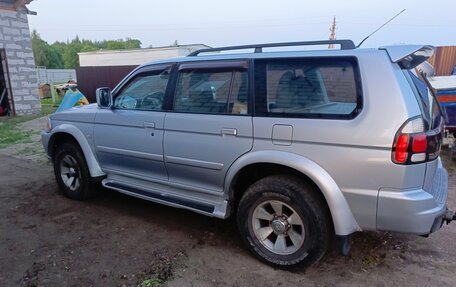 Mitsubishi Pajero Sport II рестайлинг, 2005 год, 700 000 рублей, 4 фотография