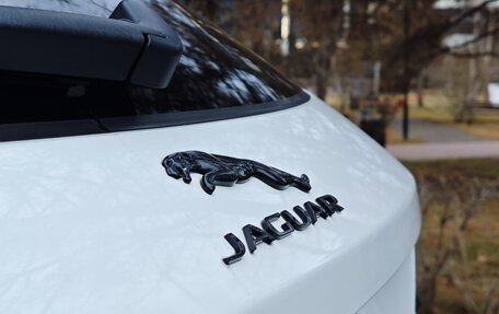 Jaguar F-Pace, 2016 год, 2 590 000 рублей, 10 фотография