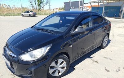 Hyundai Solaris II рестайлинг, 2013 год, 600 000 рублей, 1 фотография