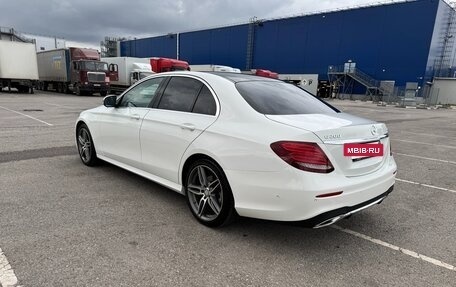 Mercedes-Benz E-Класс, 2016 год, 3 300 000 рублей, 10 фотография