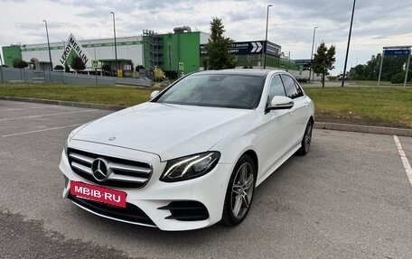 Mercedes-Benz E-Класс, 2016 год, 3 300 000 рублей, 8 фотография