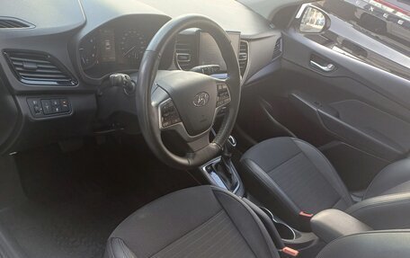 Hyundai Solaris II рестайлинг, 2022 год, 1 549 000 рублей, 7 фотография